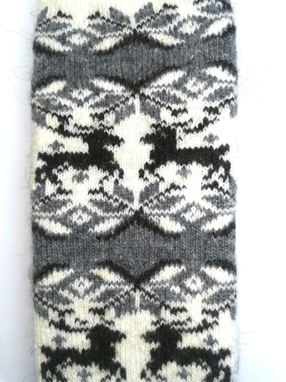 Deer & Diamond Wool Knee-High Socks, Cream