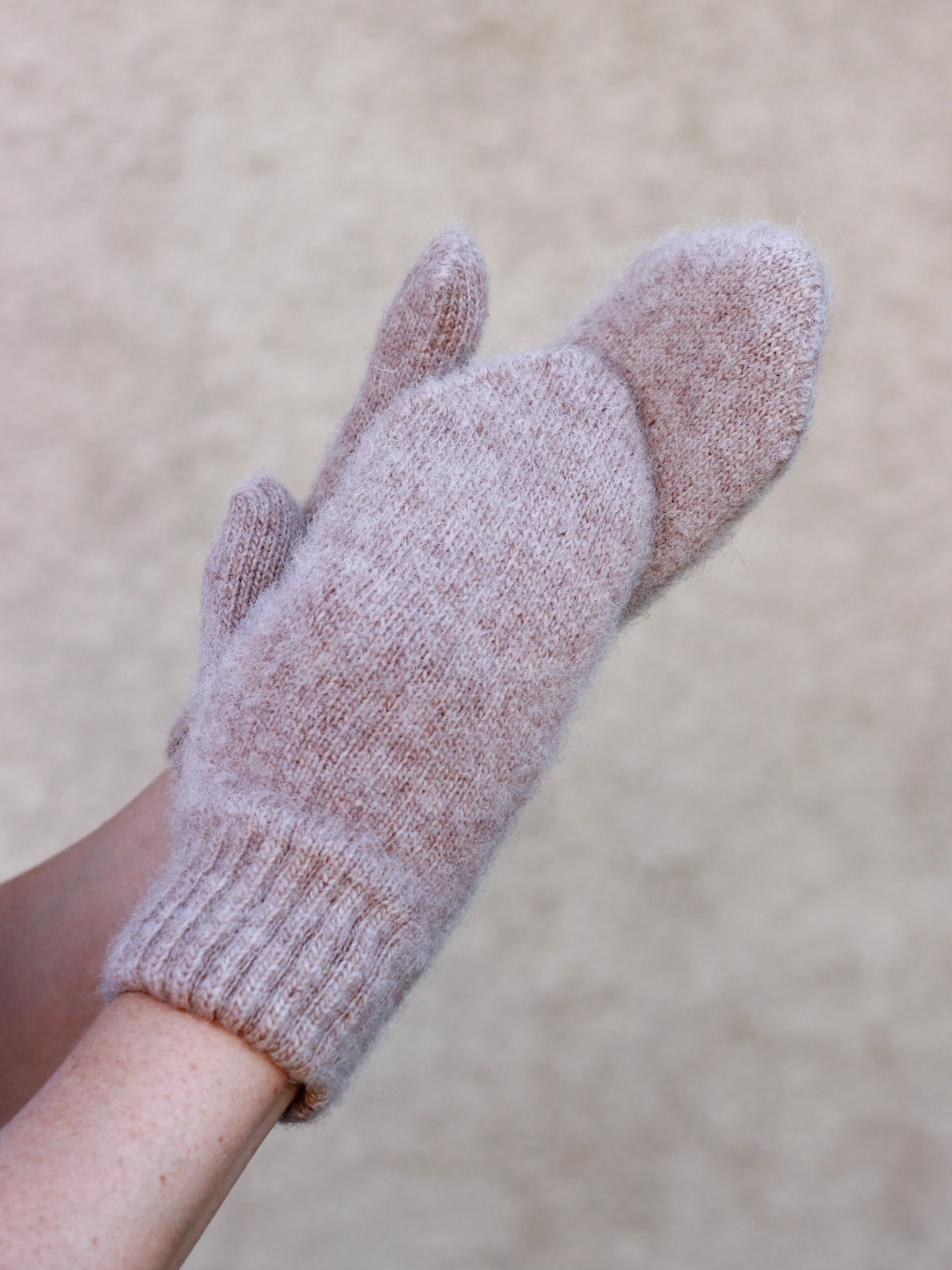 Beige Wool Mittens