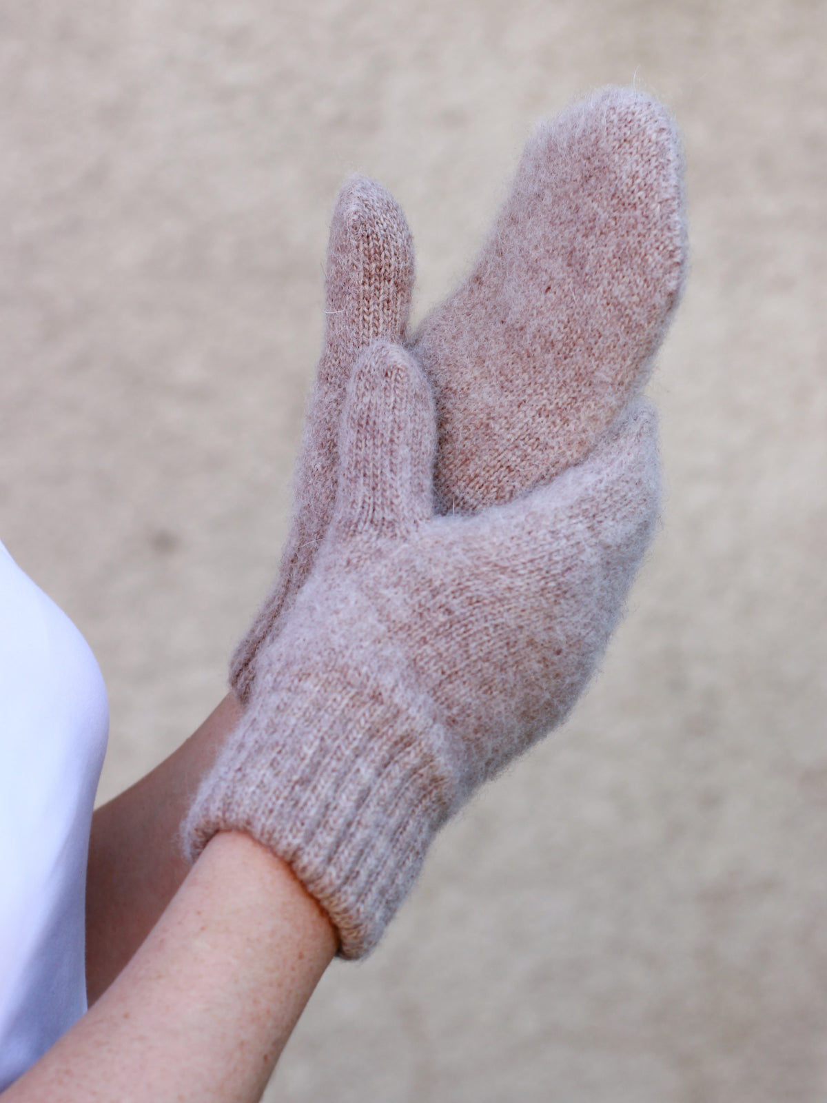 Beige Wool Mittens
