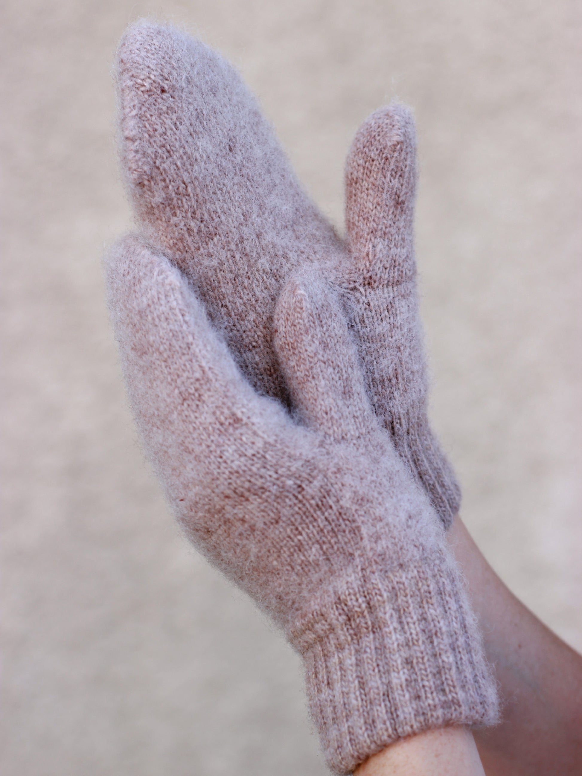 Beige Wool Mittens